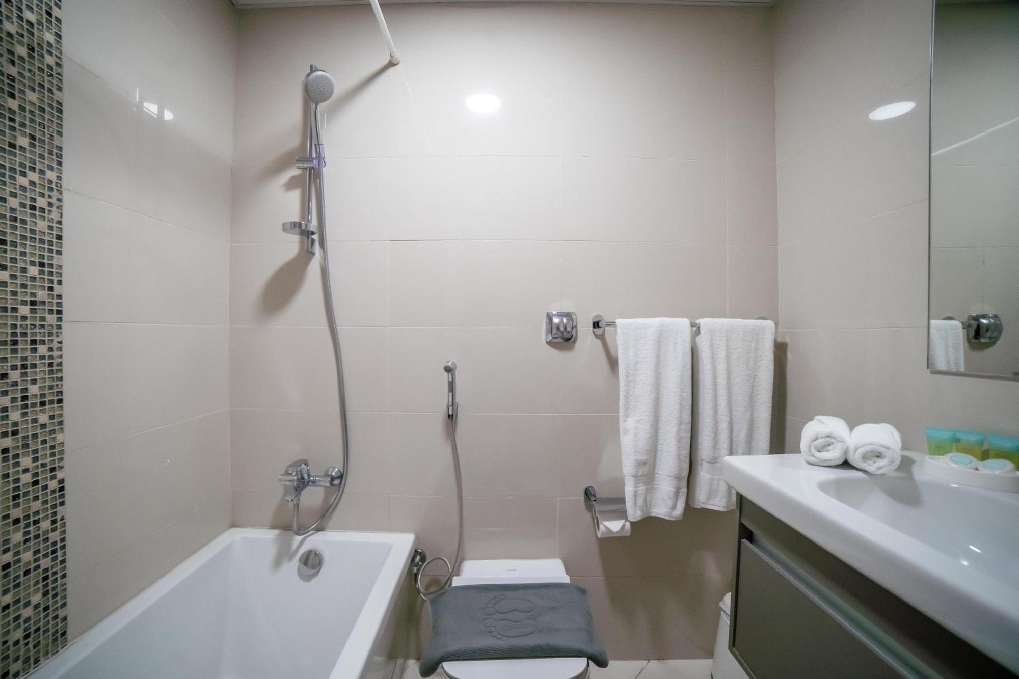 Continental Tower, Dubai Marina - Luton Vacation Homes Szoba fotó