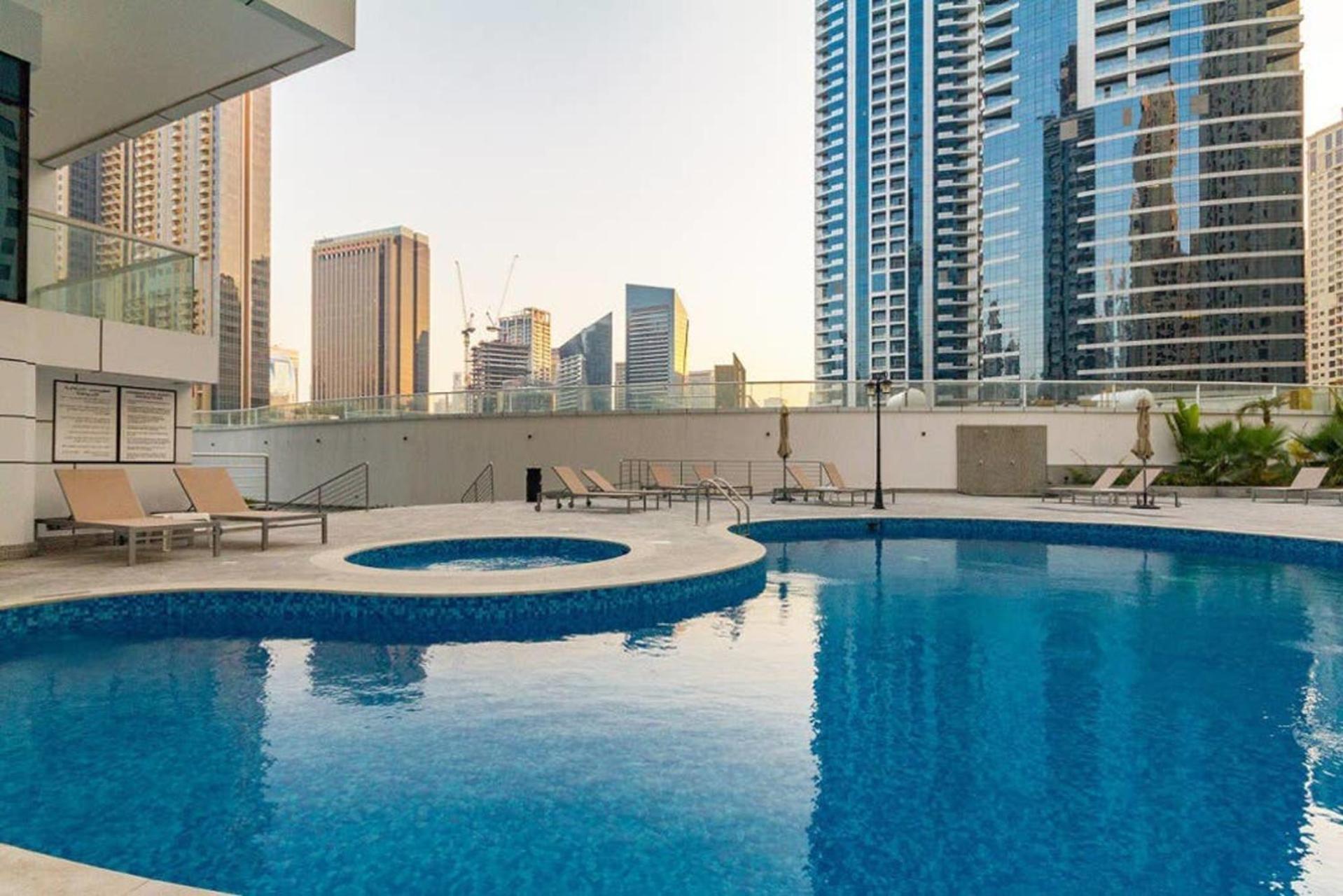 Continental Tower, Dubai Marina - Luton Vacation Homes Kültér fotó